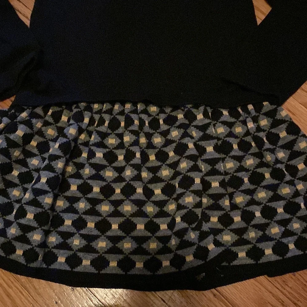 𝅺CYNTHIA rowley girls sz 6x black knit dress with gray and gold accent